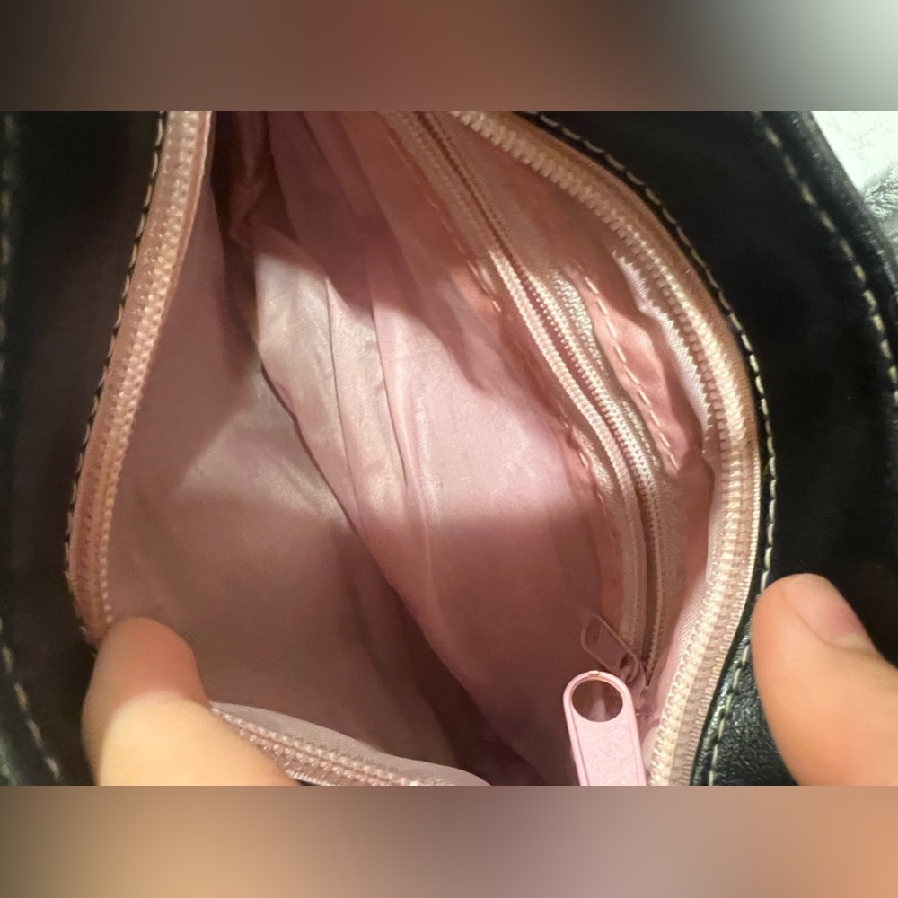 Purse - Picture 3 of 4